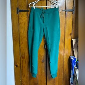 Mandala scrubs hunter green set size small joggers